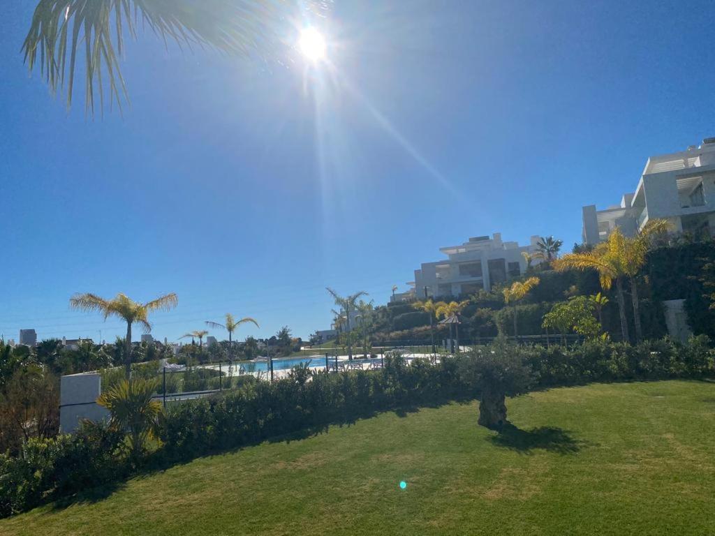 Palmsea Marbella-Estepona Buenas Noches Dış mekan fotoğraf