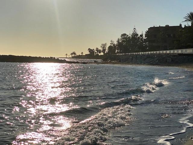 Palmsea Marbella-Estepona Buenas Noches Dış mekan fotoğraf