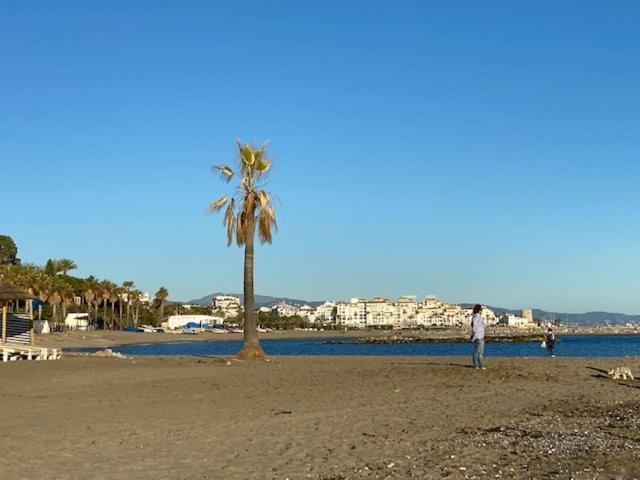 Palmsea Marbella-Estepona Buenas Noches Dış mekan fotoğraf